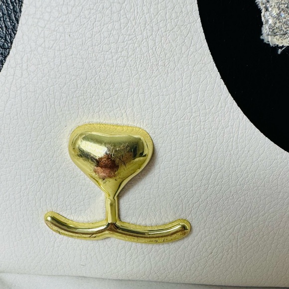 Betsey Johnson Panda Face Crossbody Wristlet Black White Gold - Picture 16 of 16